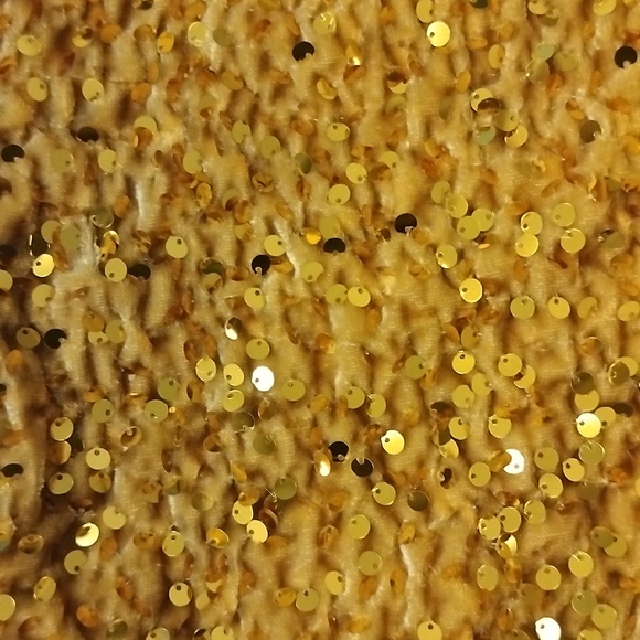 Gold sequin party skirt - Picture 3 of 5